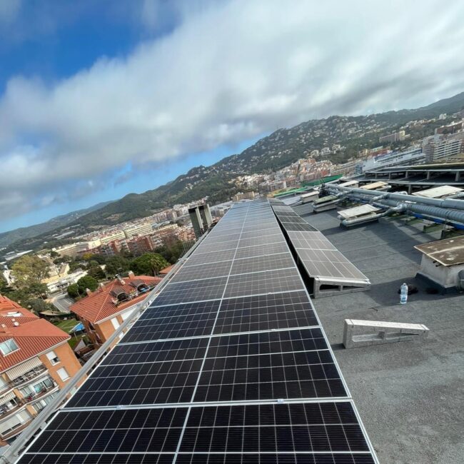 Instalación paneles solares en Girona  – 75,60 kWp